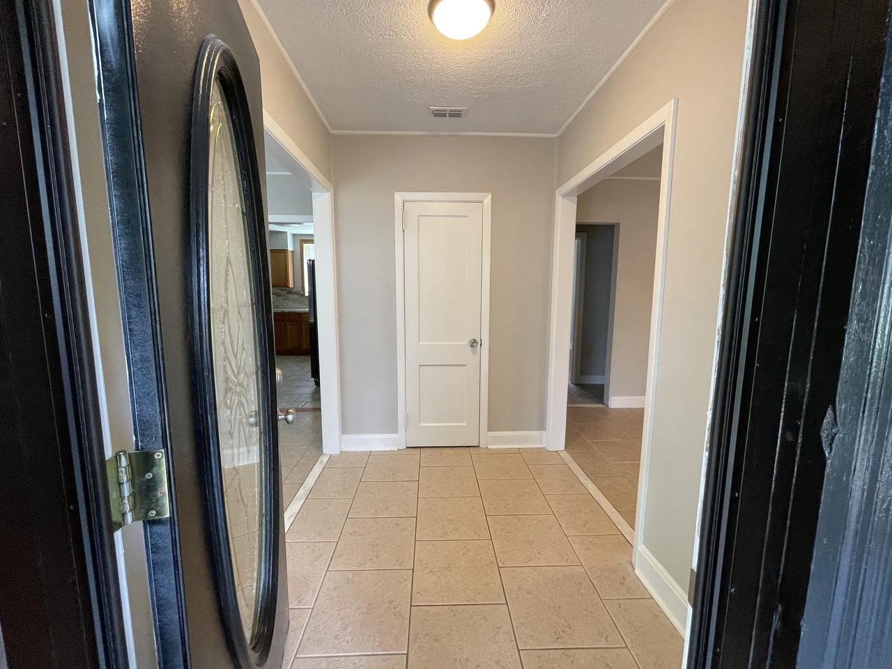 1022 Odessa Dr E #1 - Photo 3 of 29