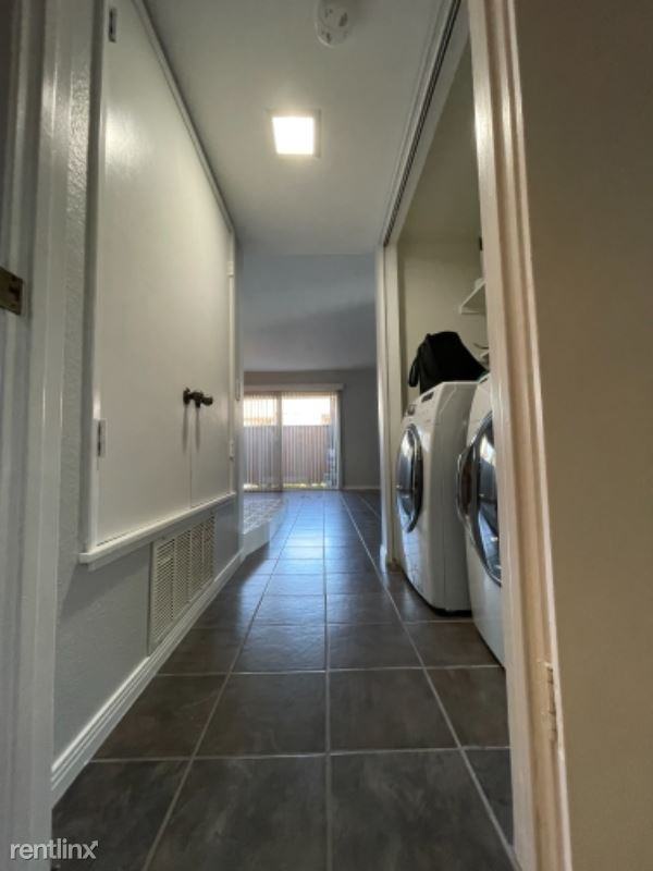 6510 6510 College Grove Drive 9 - Photo 2 of 10