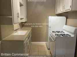 featured image of 2323 H Street