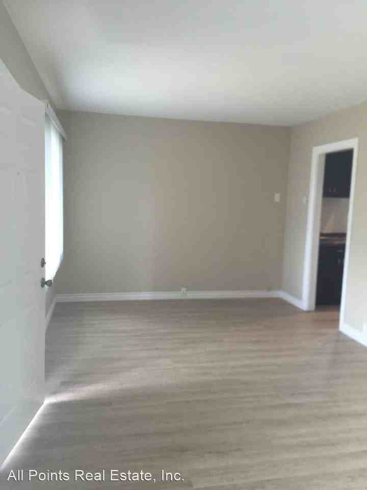 4475-77 42ND STREET - Photo 3 of 27