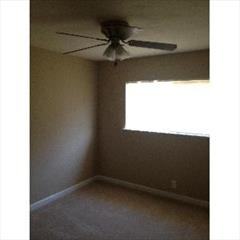 512 Jessie Ave - Photo 3 of 4