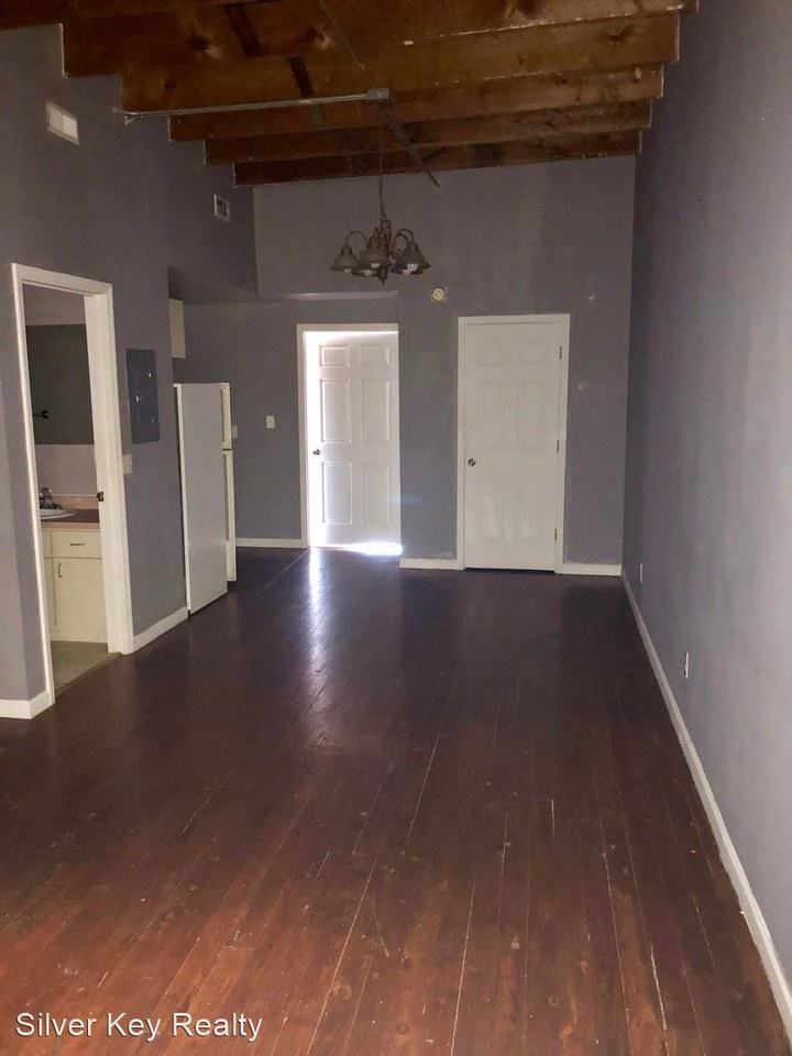 217 E. Washington Ave - Photo 3 of 9