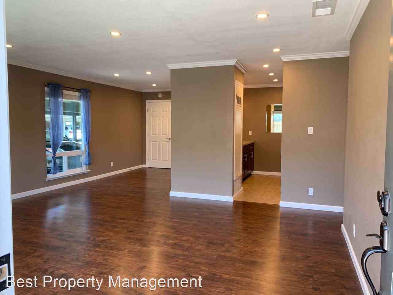 5564 Roundtree Ter - Photo 2 of 18