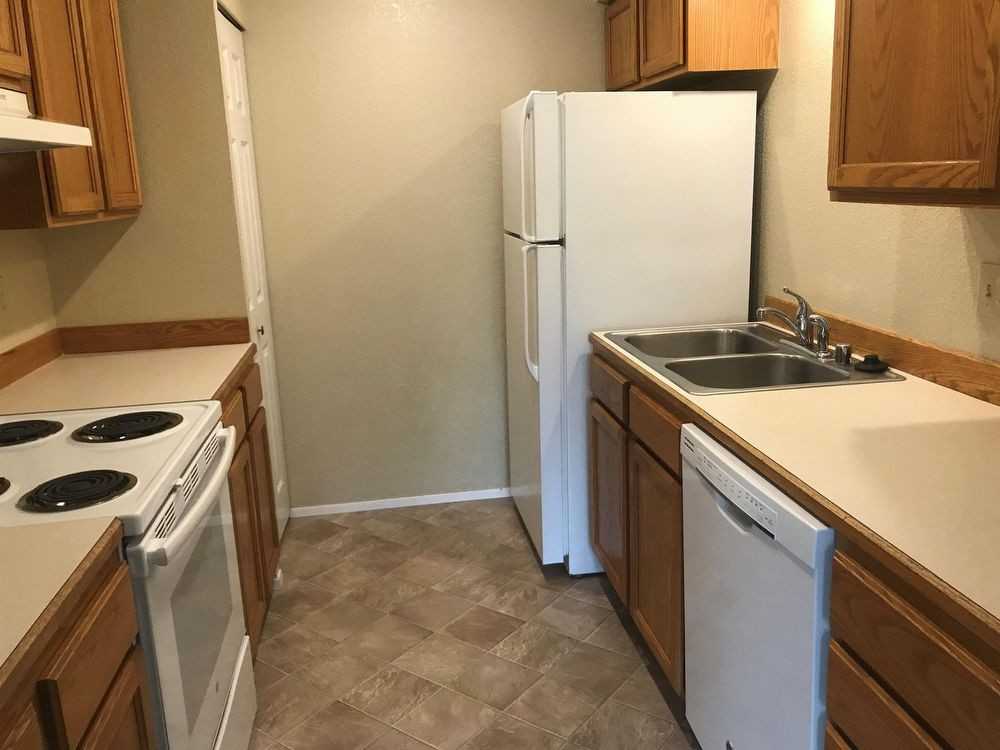 1116 Wakefield St - Photo 2 of 5