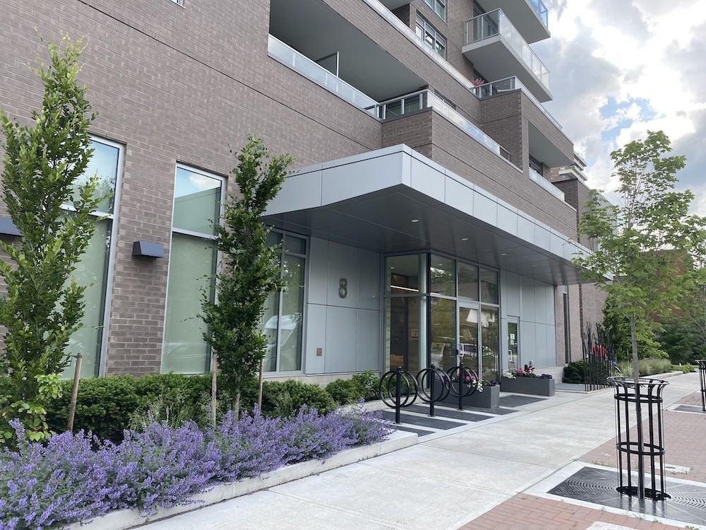 8 Ann Street,Suite 703 Apartments for Rent Hurontario St & Lakeshore