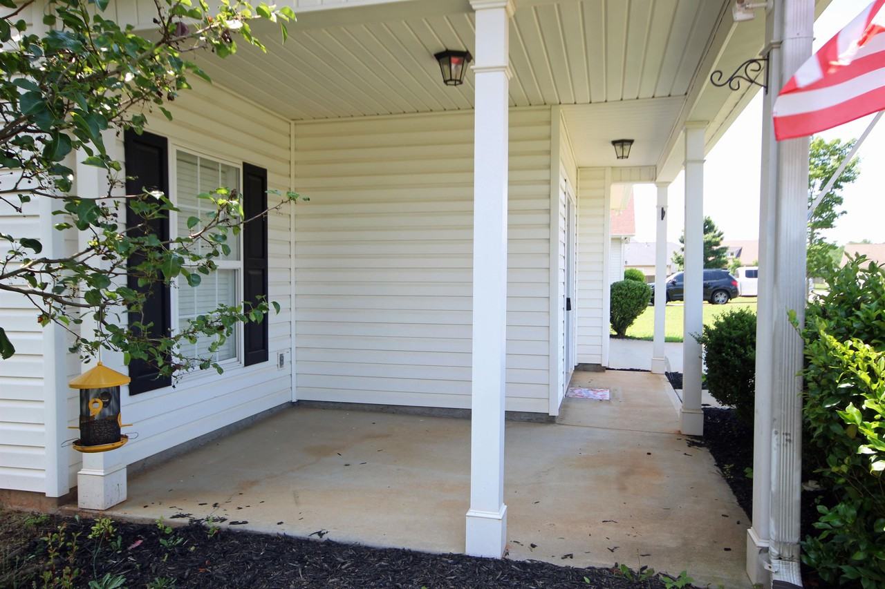 689 Flintrock Dr #1 - Photo 2 of 27