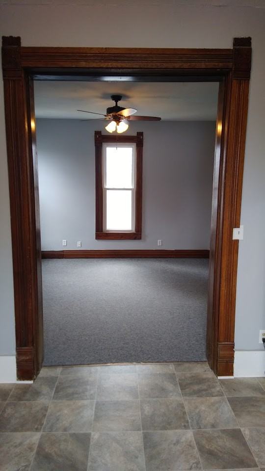 414 S Prince St #B - Photo 5 of 11