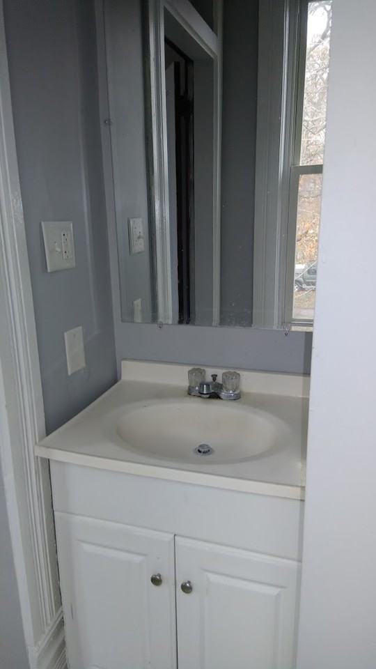 414 S Prince St #B - Photo 7 of 11