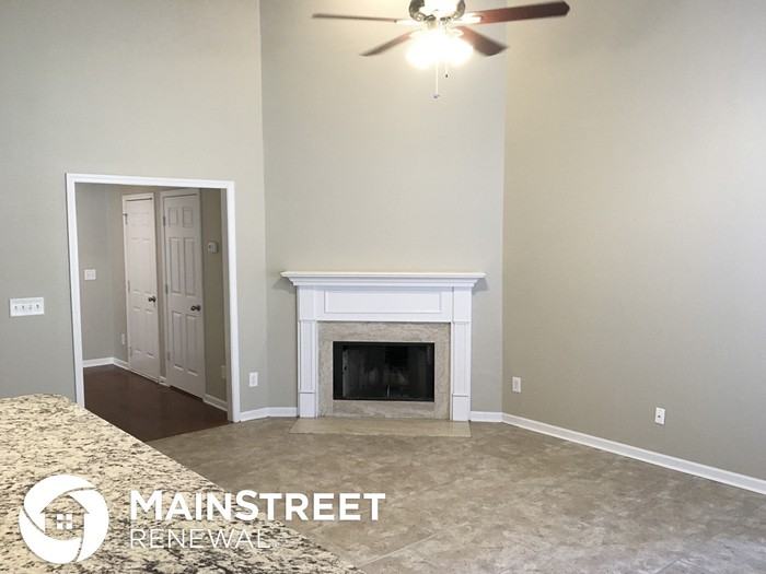 223 Neal Ave - Photo 3 of 11