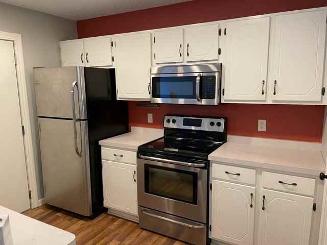 1534 Cottage Dr - Photo 2 of 9