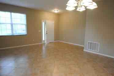 451 Maudehelen St - Photo 2 of 11