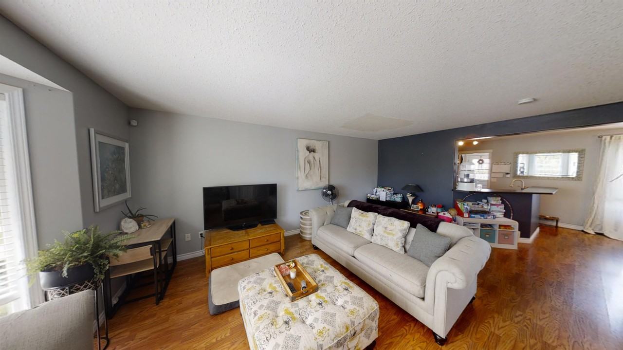 232 Pinnacle Drive - Photo 2 of 19