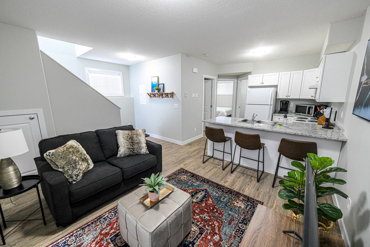 9503 112 Avenue - 101B - Photo 3 of 16