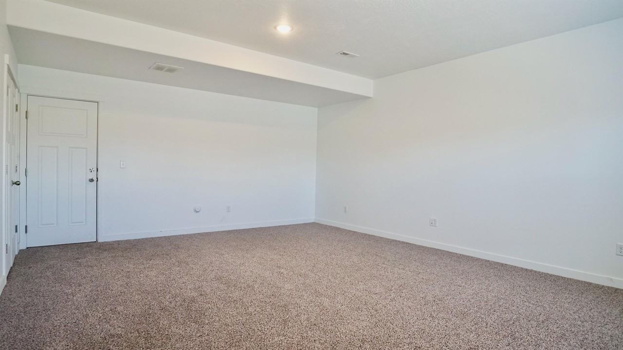 334 N 750 E #1 - Photo 5 of 30