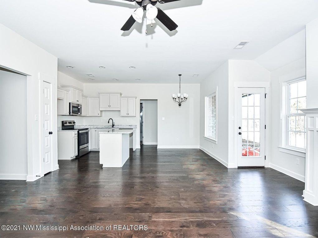 Cherry Tree Park Mesquite 3325 Shandy Road #1 - Photo 3 of 12