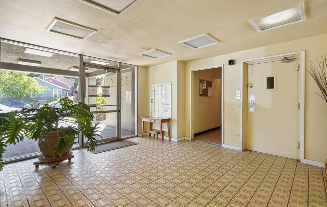 350 Perkins St #208 - Photo 2 of 23