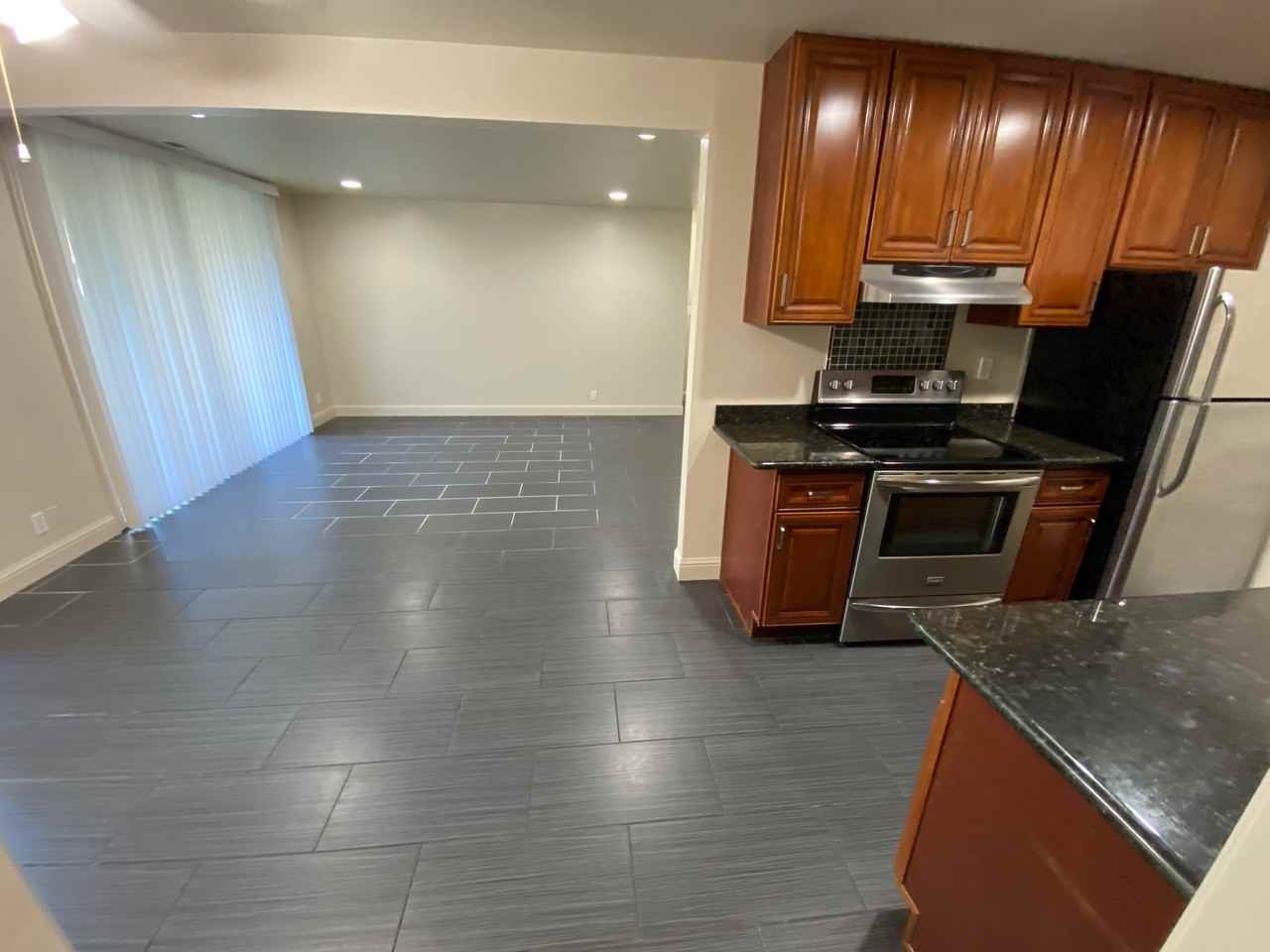 350 Perkins St #208 - Photo 6 of 23