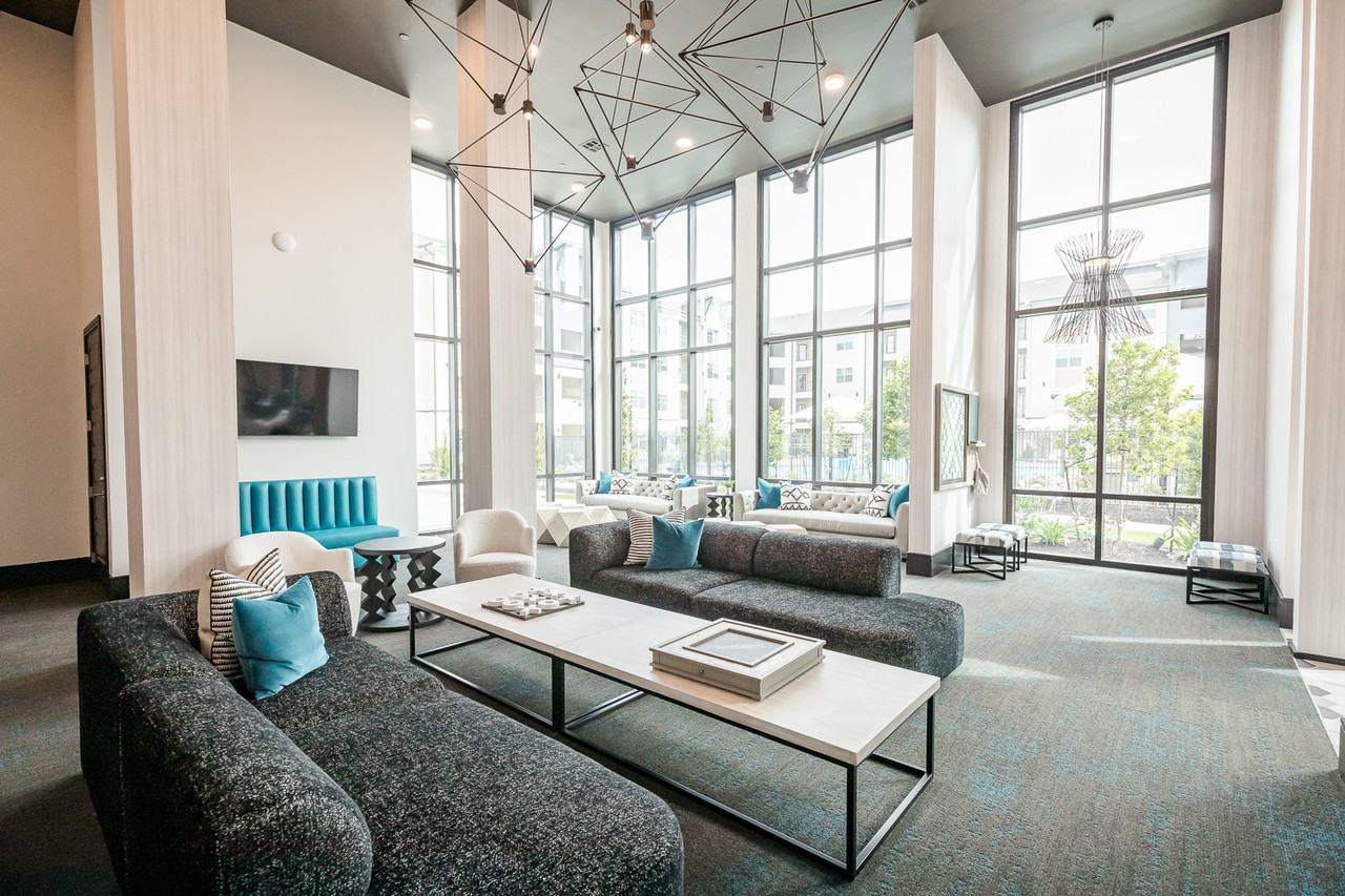 Brea Luxury Apartments - Photo 2 of 31