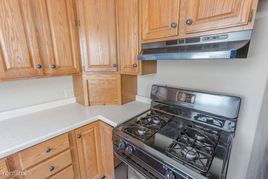 4724 Nevada Ave N - Photo 2 of 14