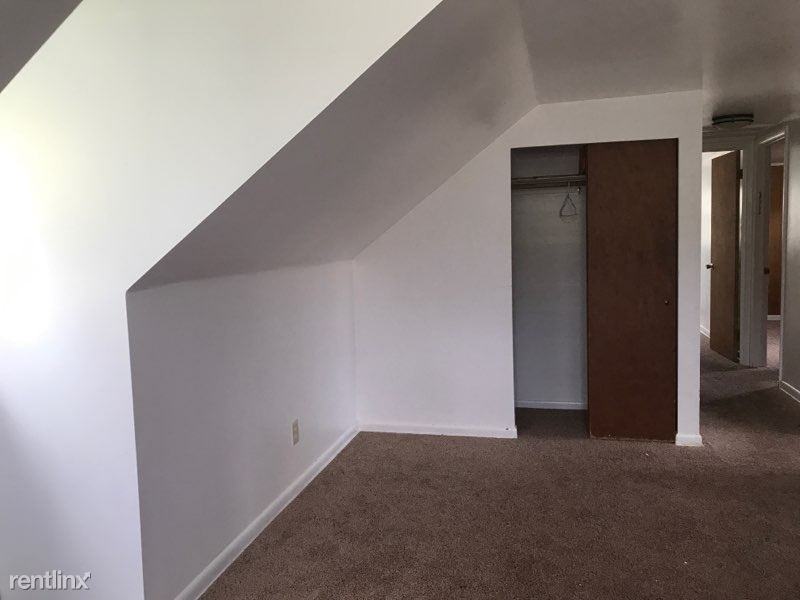 15 California Ave - Photo 3 of 7