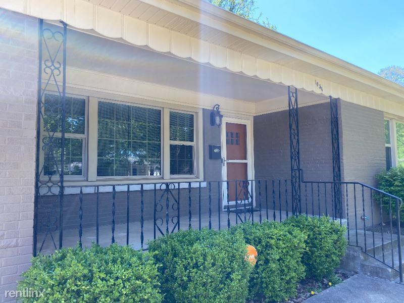 1054 E Kingsbury St - Photo 2 of 16