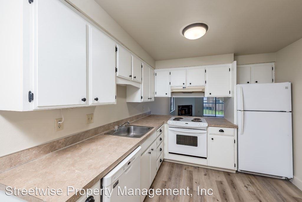 10825 Sw Garden Park Pl #A - Photo 2 of 20