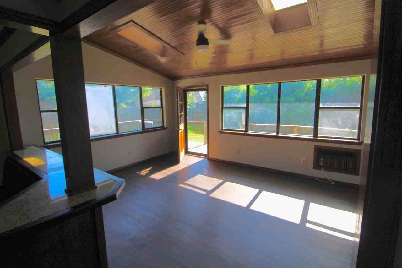 8716 Candlewood Dr - Photo 6 of 19