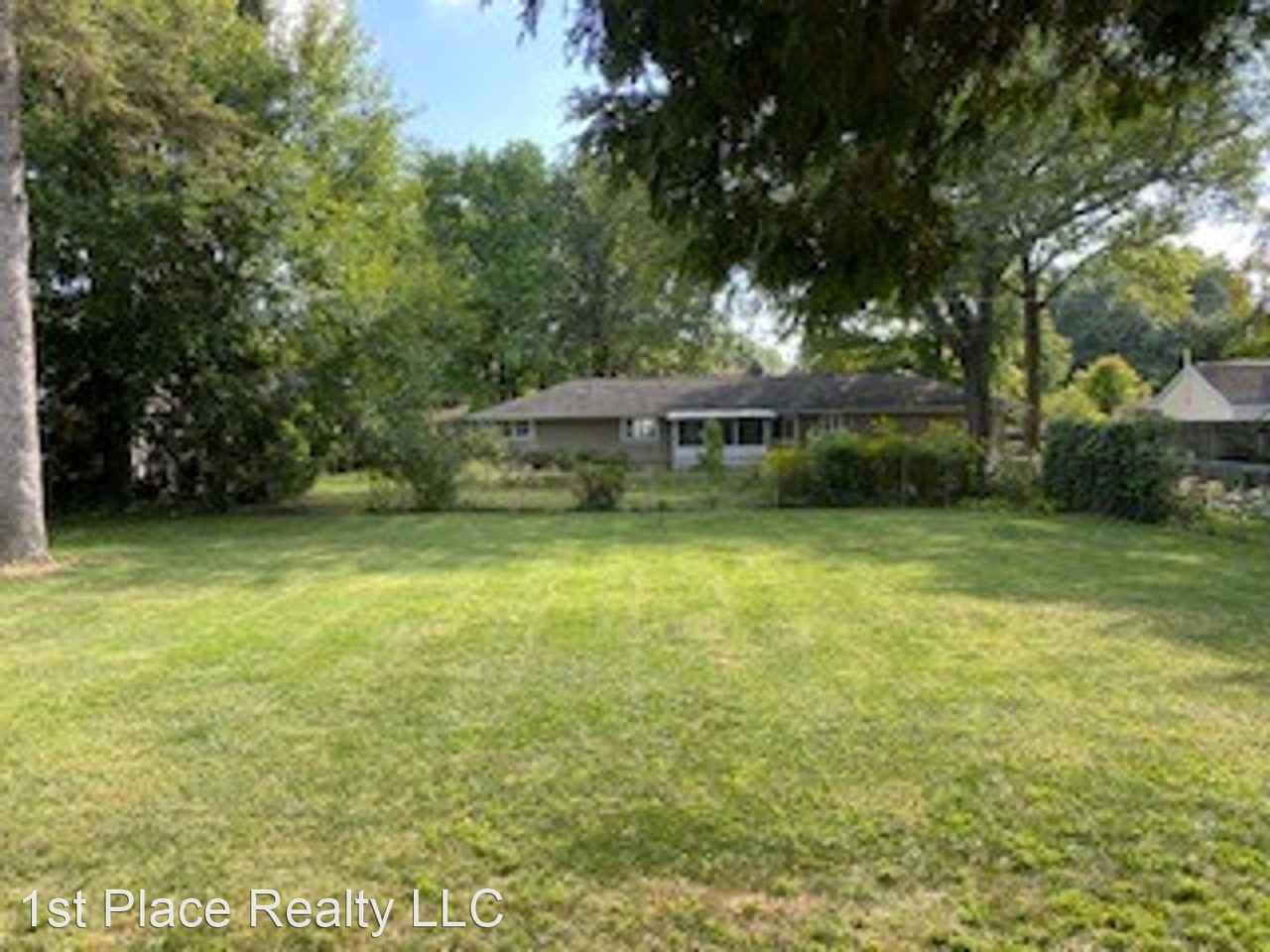 279 Village Dr - Photo 3 of 21