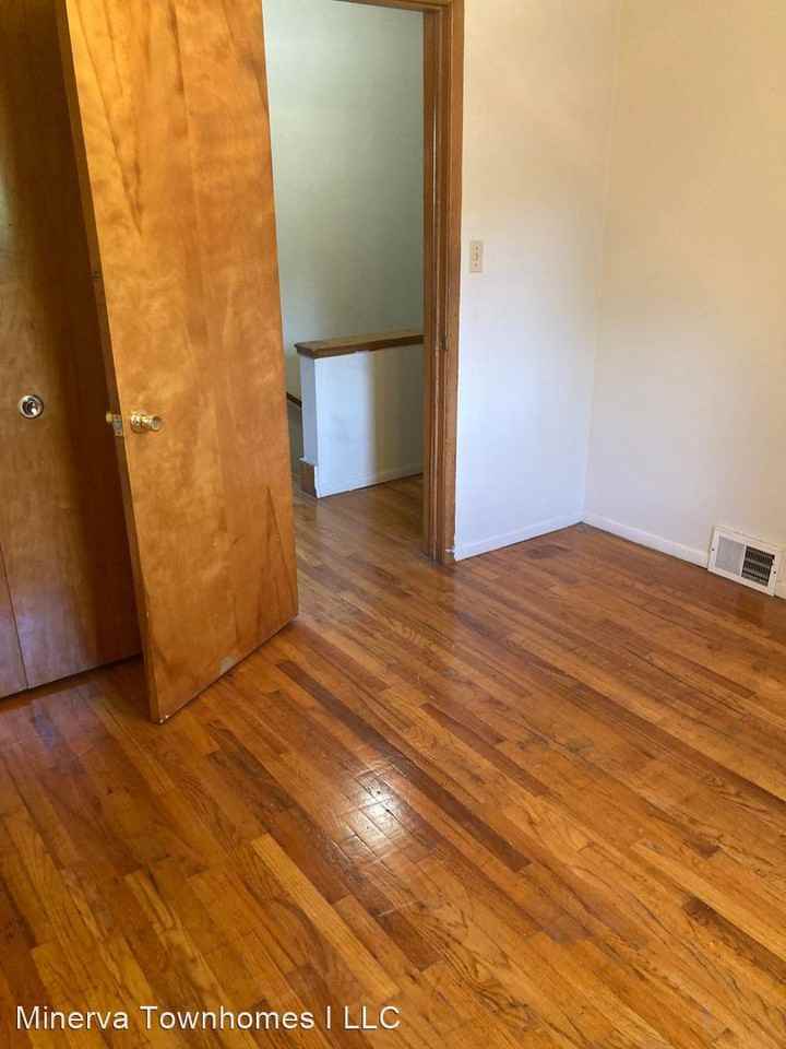 18140 Euclid Ave - Photo 2 of 3