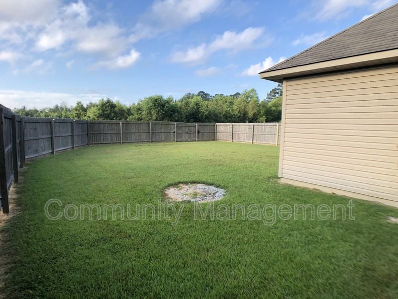 13838 Ponderosa Dr - Photo 3 of 17