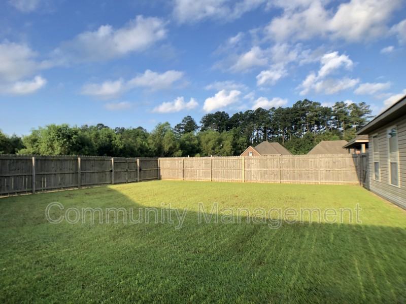 13838 Ponderosa Dr - Photo 5 of 17