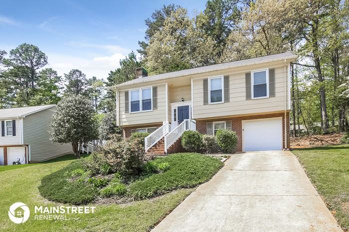 7809 Foxwood Dr - Photo 2 of 18