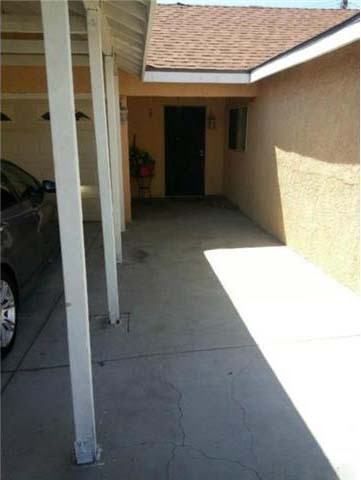 227 N Shipman Ave - Photo 3 of 17