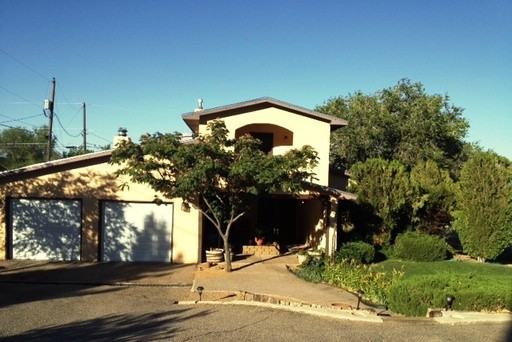 14400 Oakwood Pl NE - Photo 2 of 12