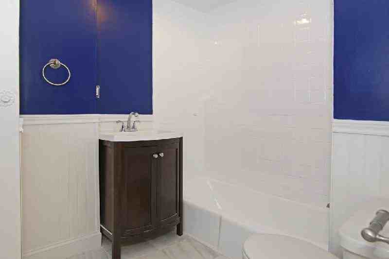 114 Everett - 3 #3 - Photo 2 of 4