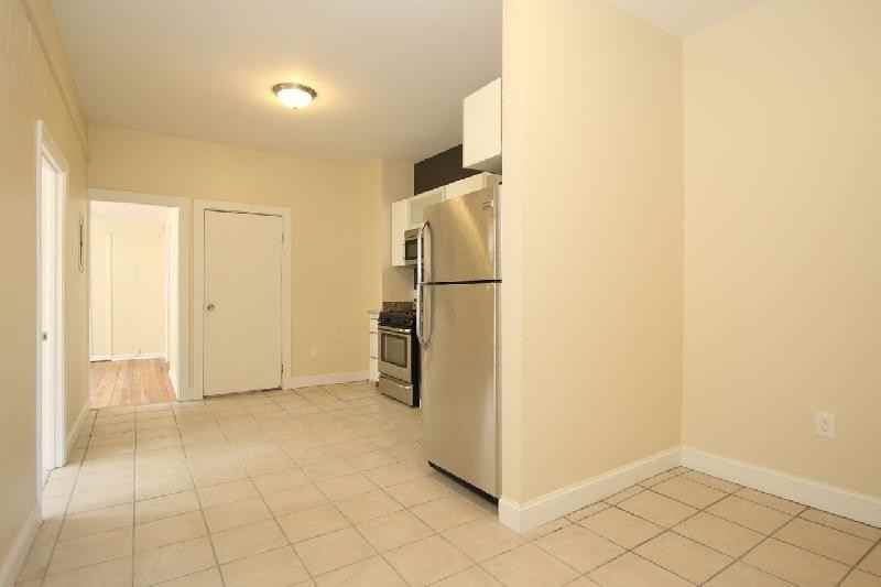 114 Everett - 3 #3 - Photo 3 of 4