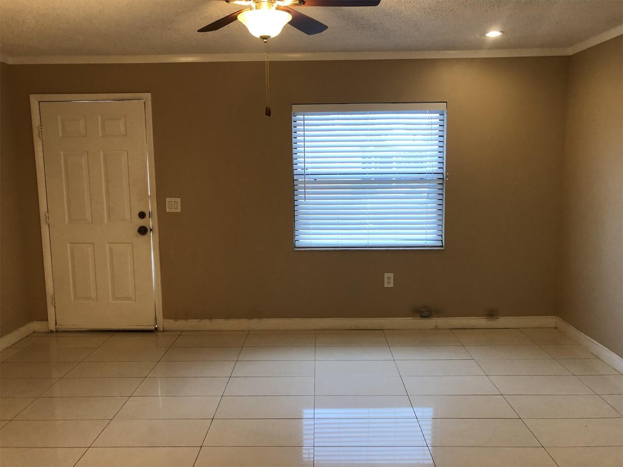 30 Lake Villa Way #1 - Photo 4 of 14