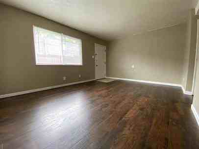 5 W Perry St #5 - Photo 2 of 7