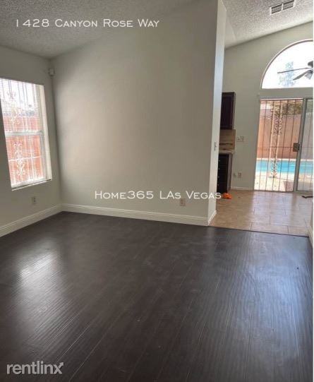 1428 Canyon Rose Way - Photo 2 of 3