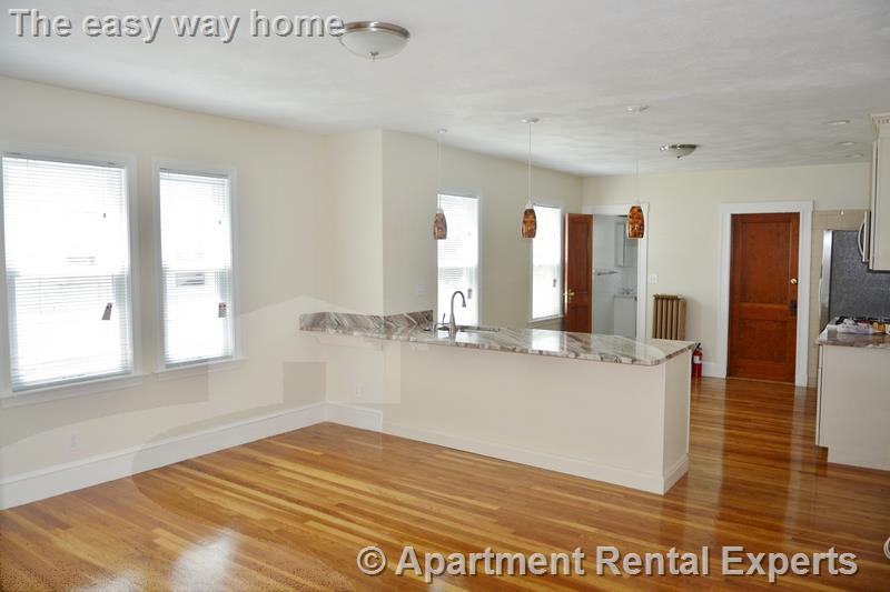 169 Harvard St - Photo 2 of 13