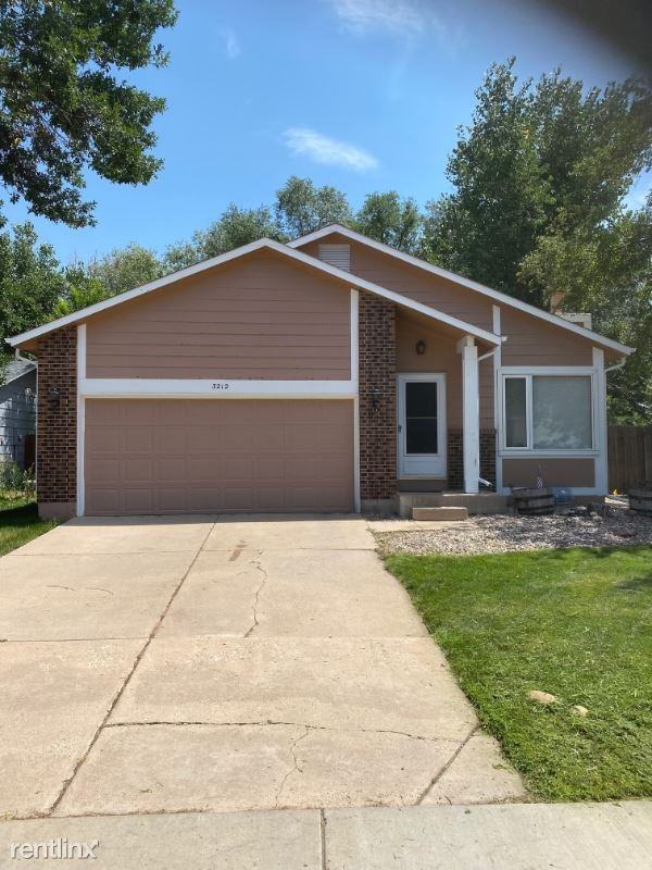 3212 Lymen St - Photo 2 of 19