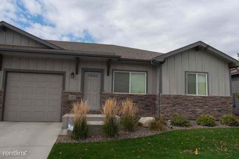 1507 Snowy Range Ct - Photo 2 of 29