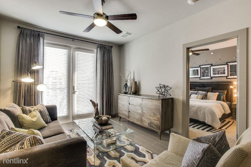 505 Jackson Hill St - Photo 3 of 6