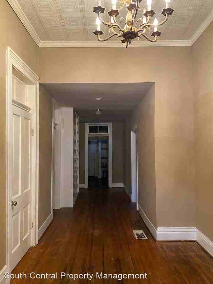 636 E 10th Ave - Photo 2 of 9