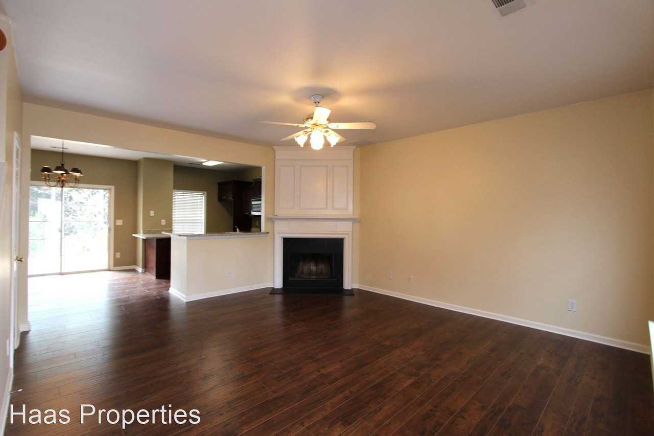 54 Highoak Dr Ne - Photo 2 of 9