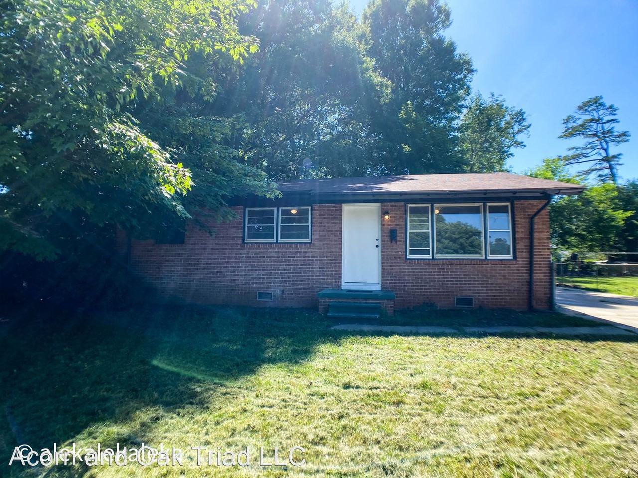 624 Mobile St - Photo 2 of 18