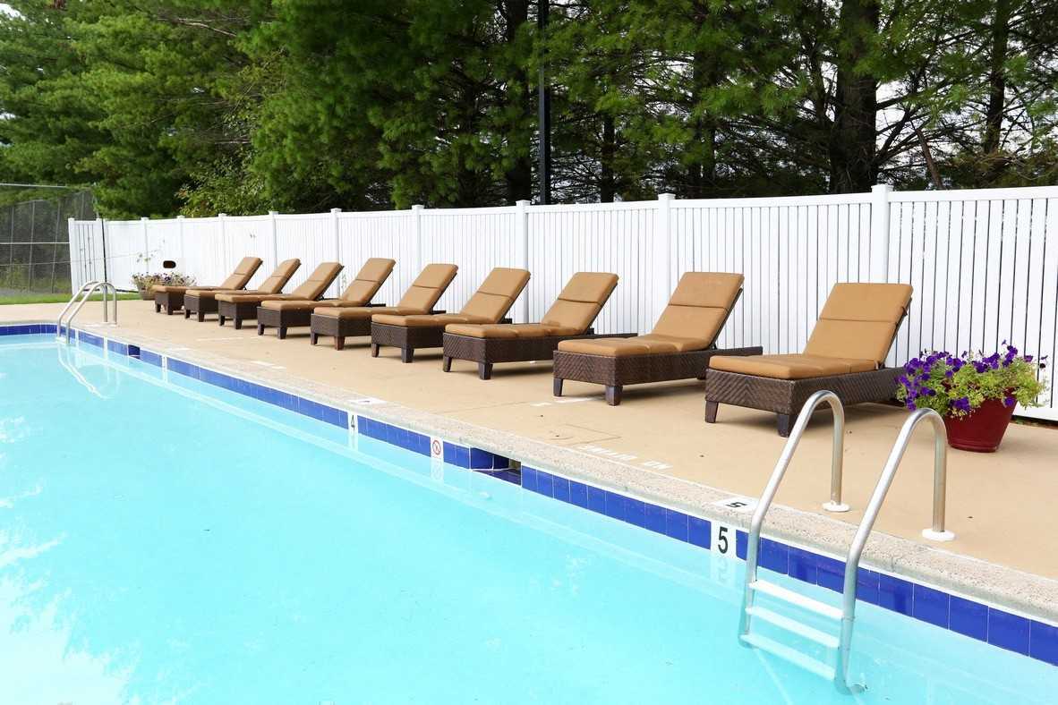 Barrington Apartments - Photo 6 of 25