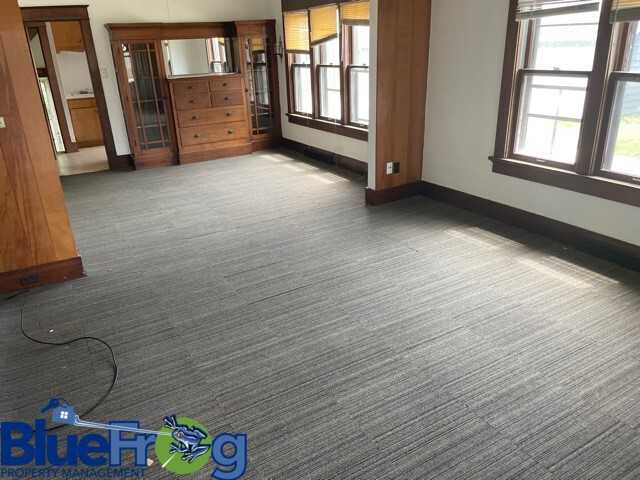 2211 S 9th St Lowr - Photo 2 of 9