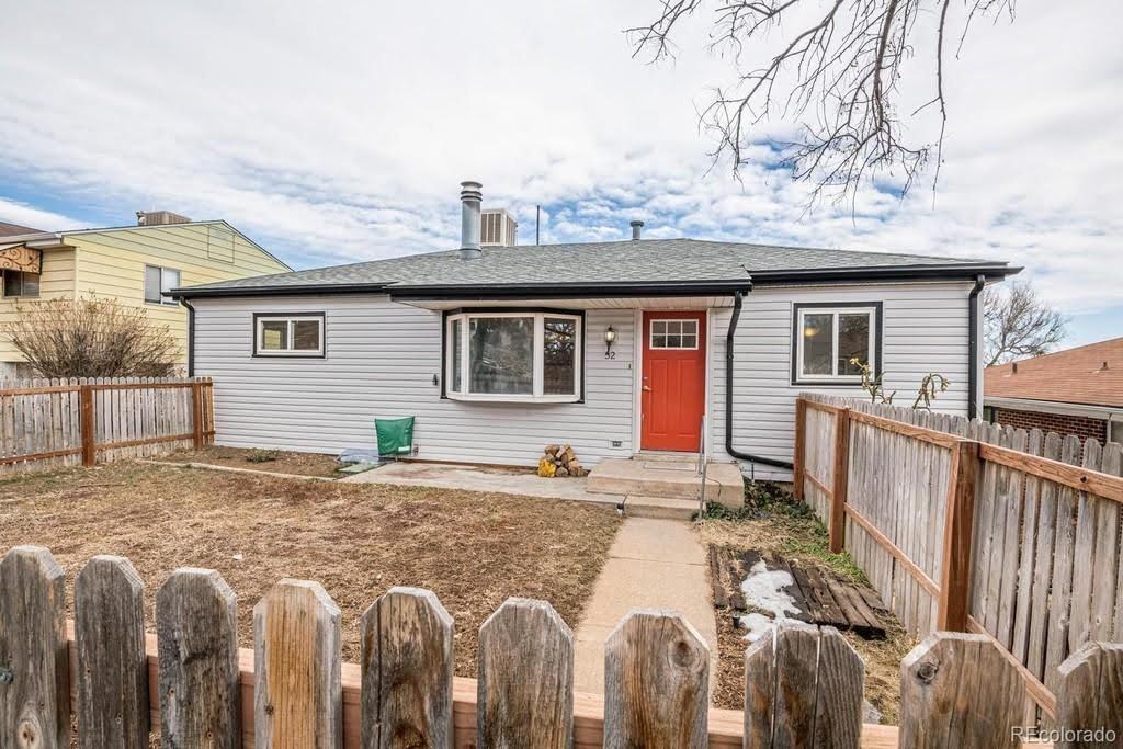 52 South Winona Court - Photo 3 of 11