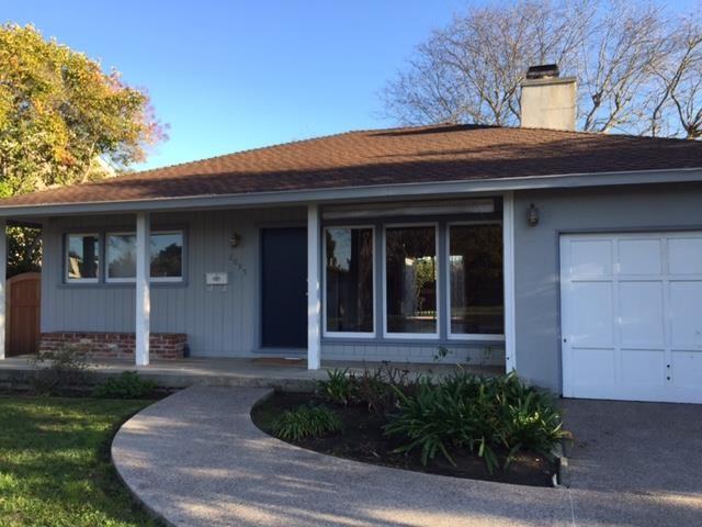 2095 Goodwin Ave - Photo 2 of 14